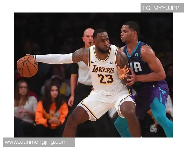 2017年12月10日湖人与黄蜂激战回顾:精彩瞬间与比赛亮点分析